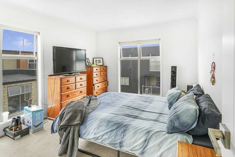 1/9 Vialou Street Hamilton Central_7