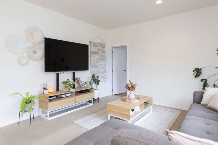 445 Nelson Road Riverdale_8