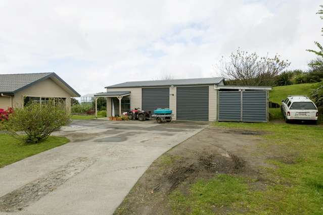 64 Oak Drive Wairakei and Surrounds_1