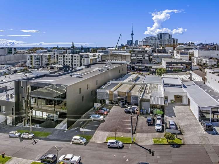 19-21 Mackelvie Street Grey Lynn_11