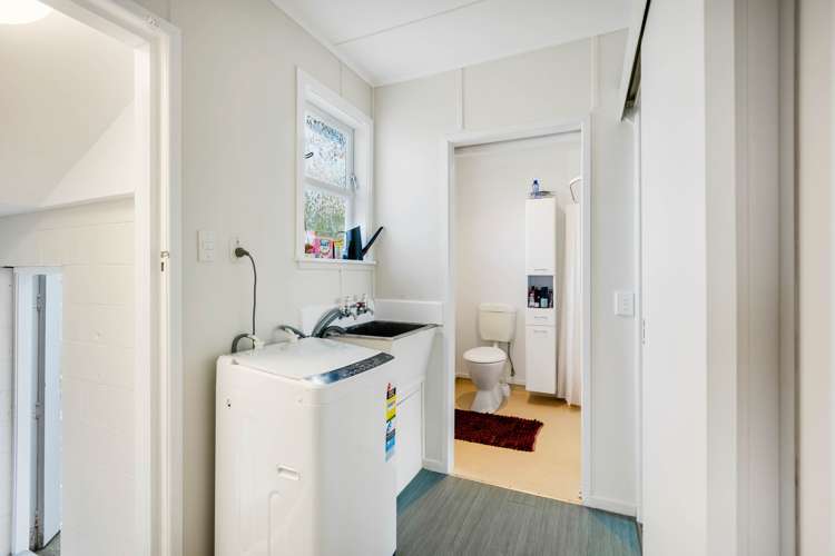 1/7 Lillian Place Orewa_12