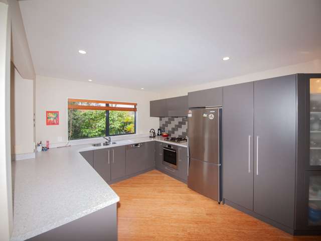 2 Furlong Crescent Churton Park_2