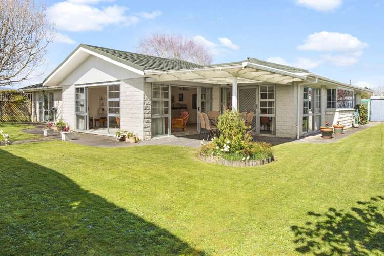 5 Mclaren Place Otaki_11