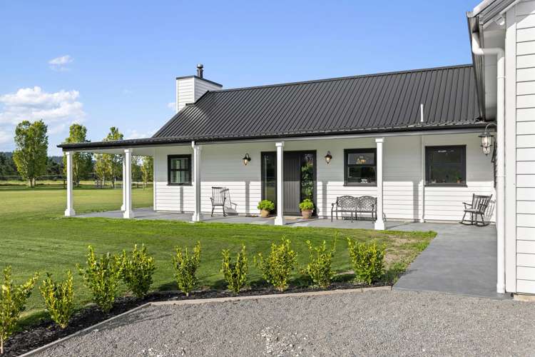 71 Davis Road Cust_29