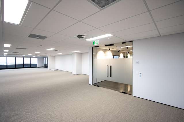 5-7 Byron Ave Takapuna_3