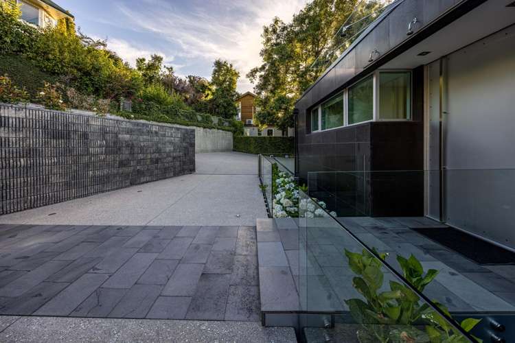 363 Peninsula Road Kelvin Heights_33