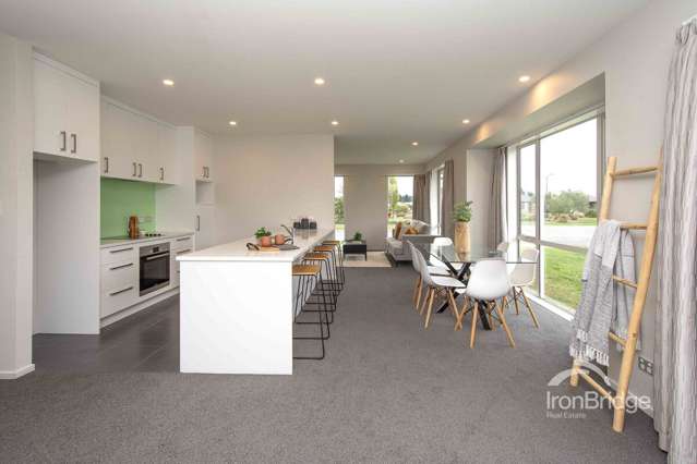 31 Faringdon Boulevard Rolleston_2