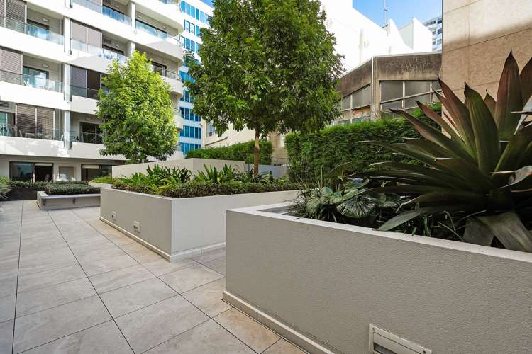 204/41 Beach Road Auckland Central_15