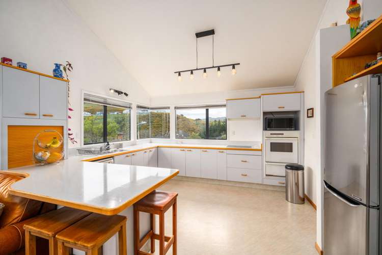 5 Longmont Terrace Churton Park_3