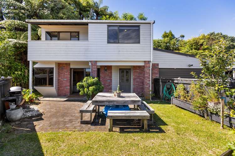 33 Beaumont Crescent Frankleigh Park_23