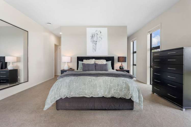 11 Bernora Crescent Bombay_20