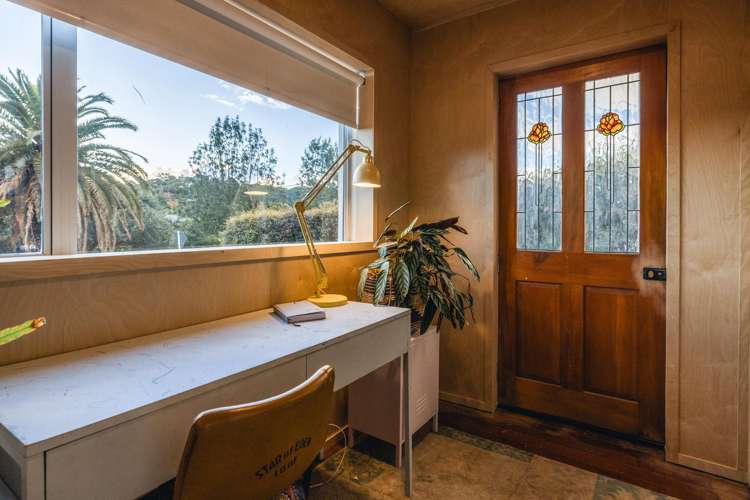 36 Ocean Road Surfdale_13