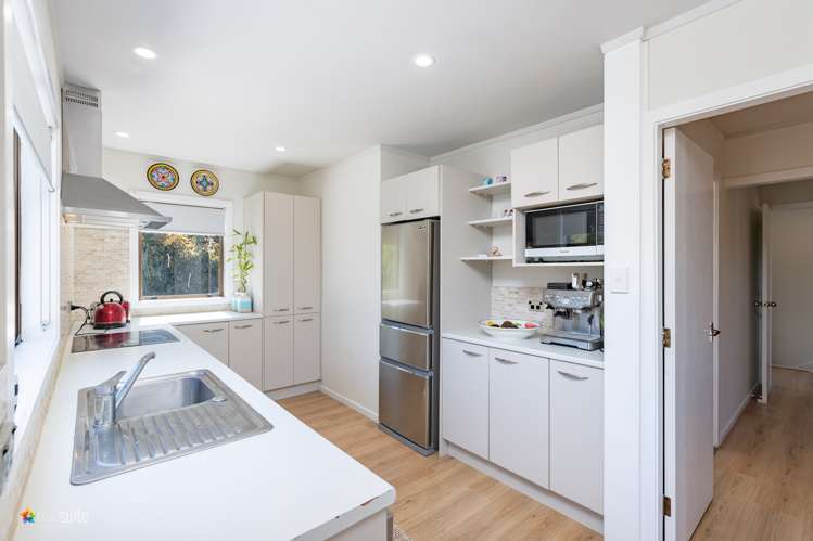18 Langwell Place Papakowhai_3