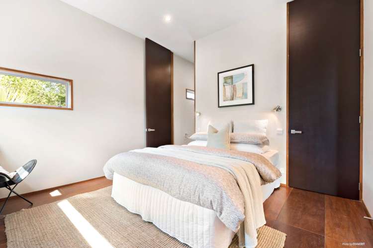 8a Wairata Place Te Atatu South_6