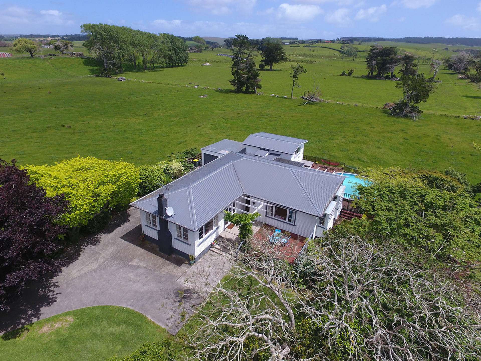 2083 State Highway 16 Helensville_0