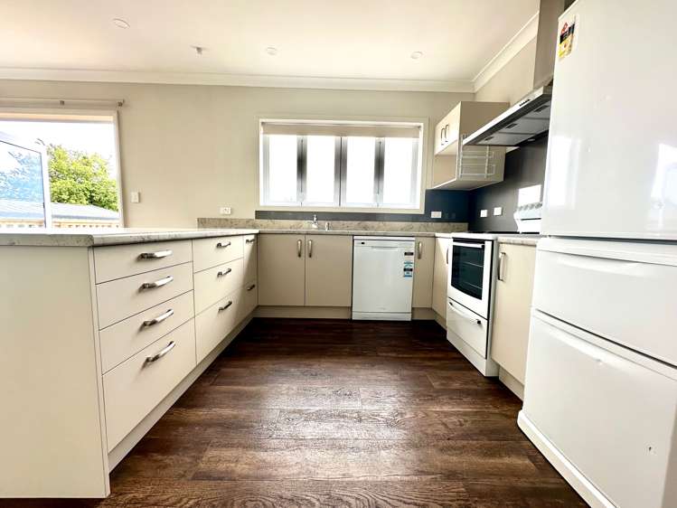 15 Naish Street Balclutha_9