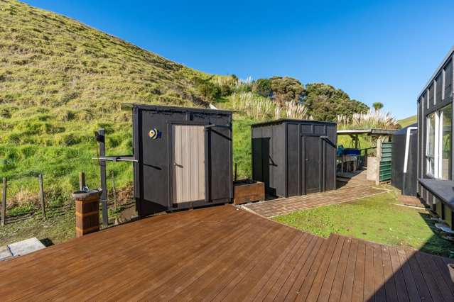 9 Rauparaha Street Marokopa_3