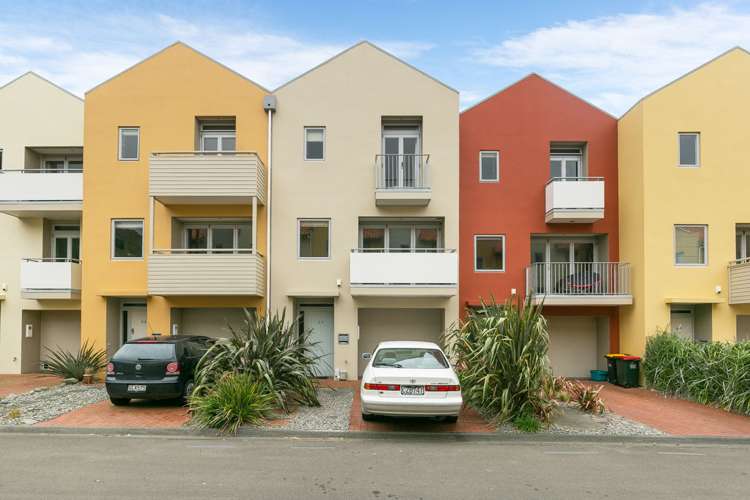 55/305 Evans Bay Parade Hataitai_0