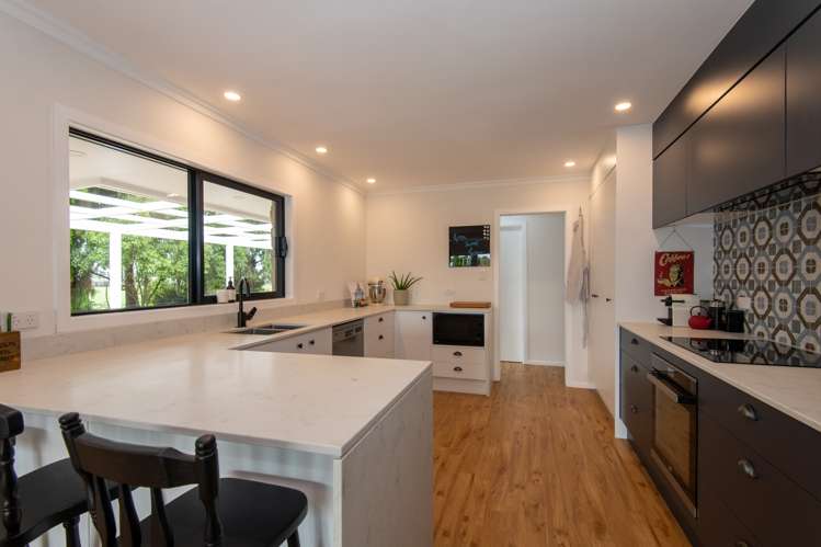 186 Holland Road Puketaha_6