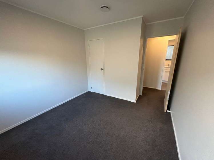 49 Karaka Street Helensville_10