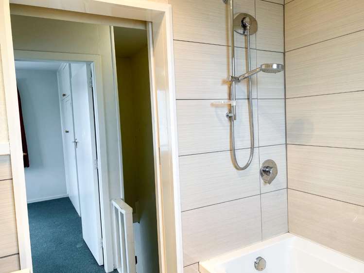 8/21 Olliviers Road Phillipstown_10