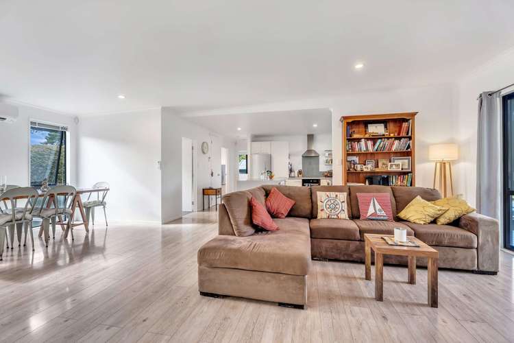 1a ocean beach road Tairua_16