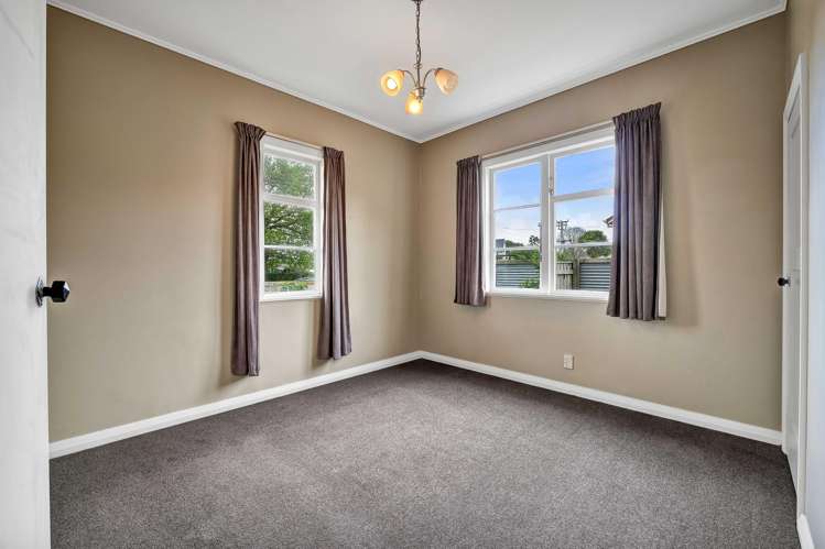 68 Conway Road Eltham_17