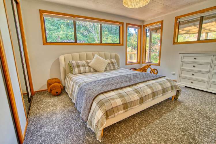169 Coulson Road Paroa_21