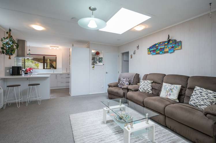 2/10 Cawthron Crescent Annesbrook_9