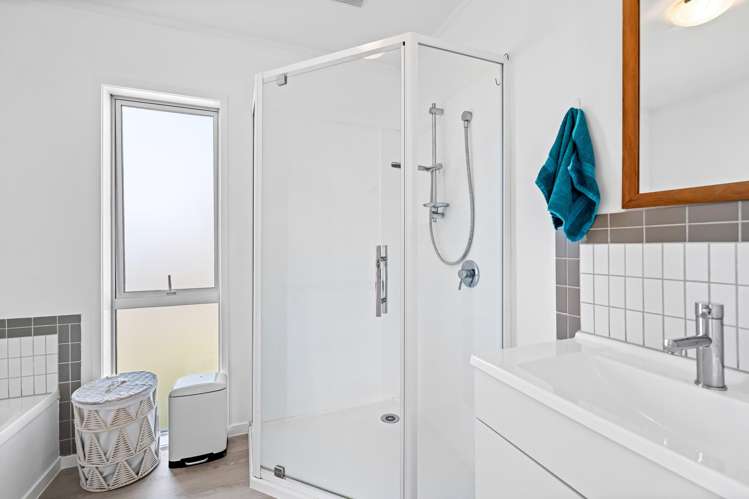 29 Shoemaker Road Waipu_13