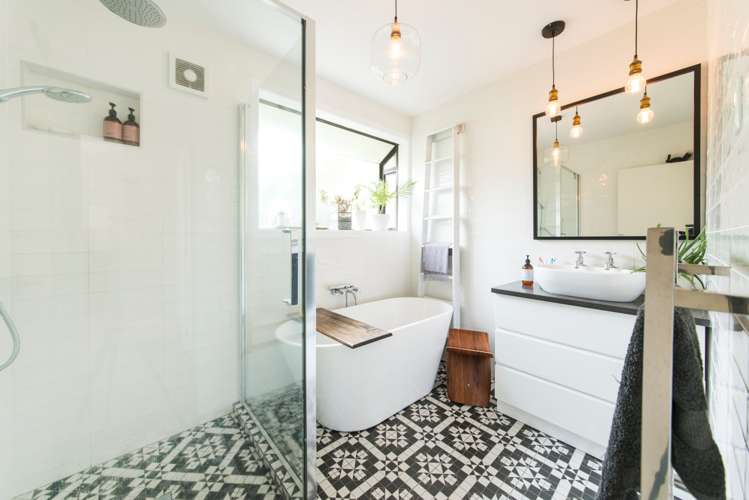 92 Tiroroa Avenue Te Atatu South_16