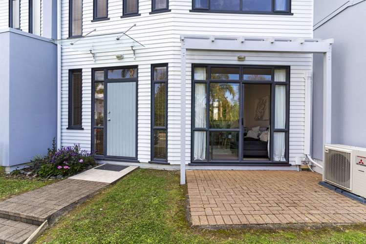 95/2 Armoy Drive East Tamaki_15