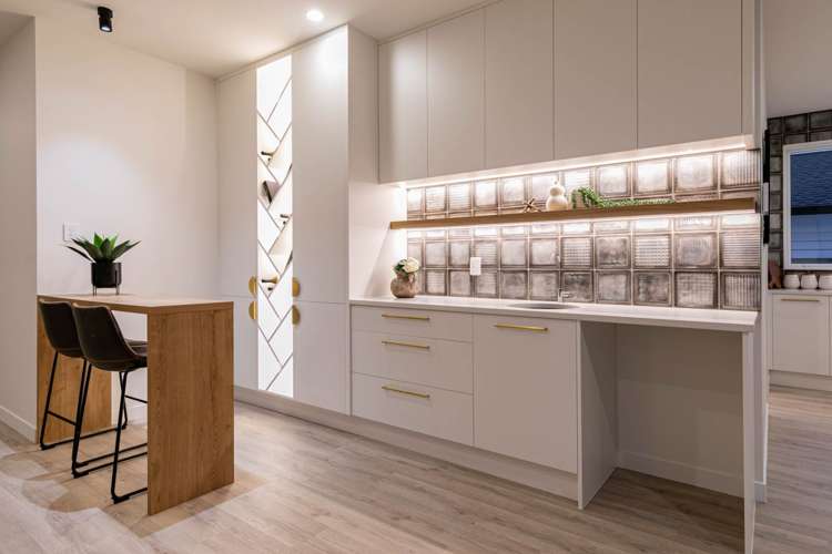 22 Puruatanga Road Wainui_17