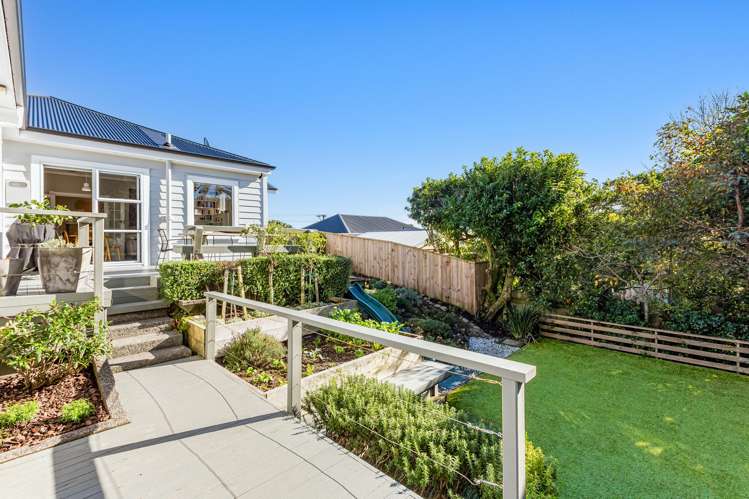 43 Messines Road Karori_22