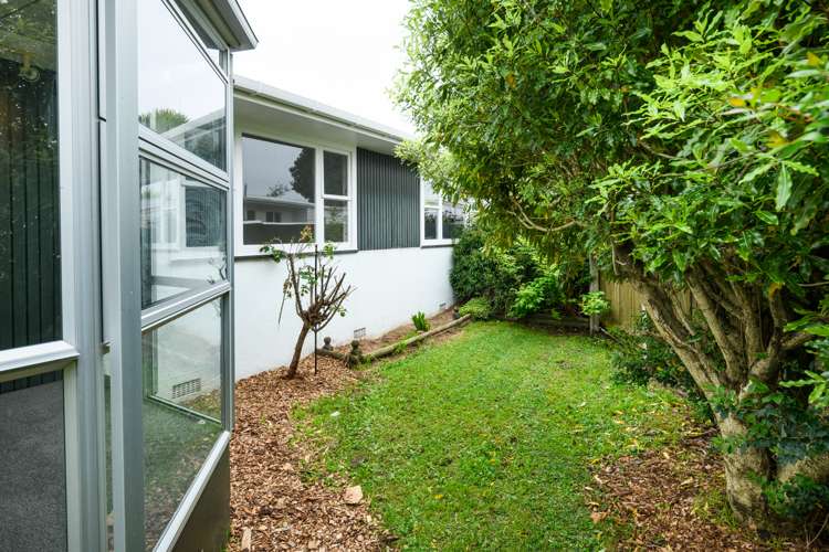 30 Mokau Place Terrace End_23