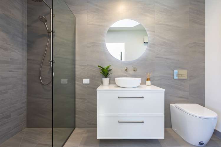 42 Walter Case Drive Harewood_16