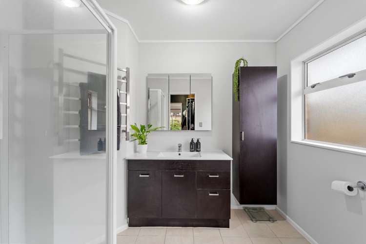 27 Ponderosa Drive Oteha_13