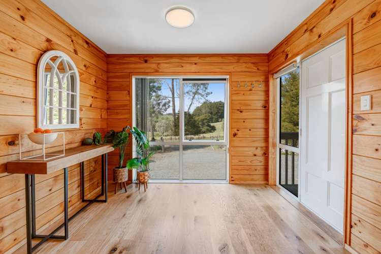 608 West Coast Road Makarau_18