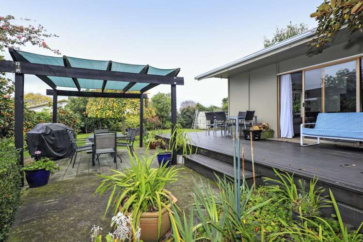 13 Kirkcaldy Place Flaxmere_12