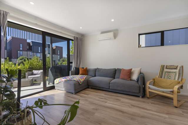 8/71 Hobsonville Point Road Hobsonville_4