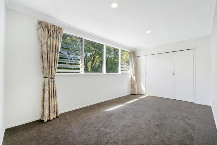 126 Cook Street Cockle Bay_12