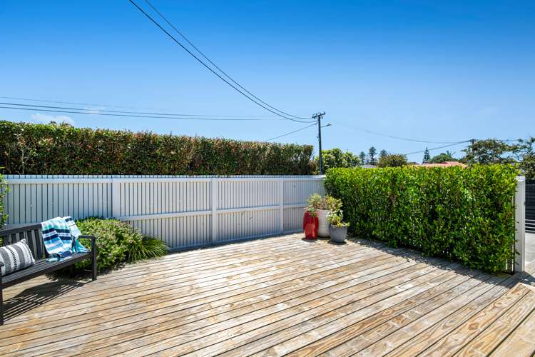 4 Ross Crescent Orewa_9