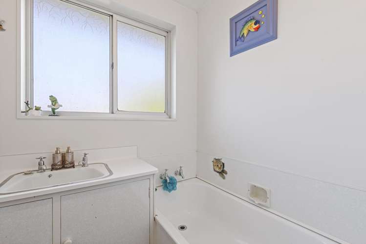 1/20 De Bloge Place Burwood_7