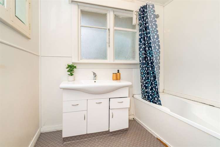 21 Neill Street Green Island_8