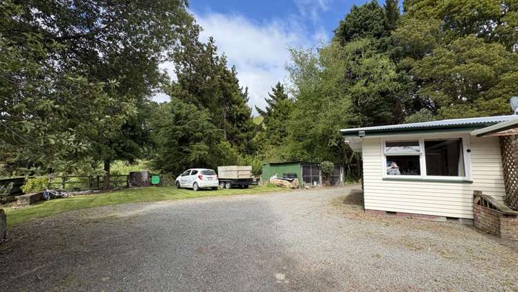 1740 Whangaehu Valley Road Whangaehu Valley_16