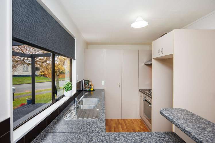30 Caroline Drive Feilding_3