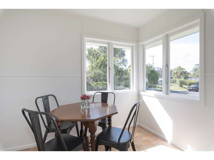 8 Cornwall Street Te Atatu South_20