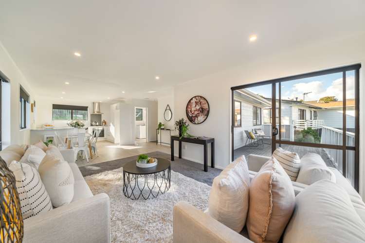 8 Forglen Place Tawa_5