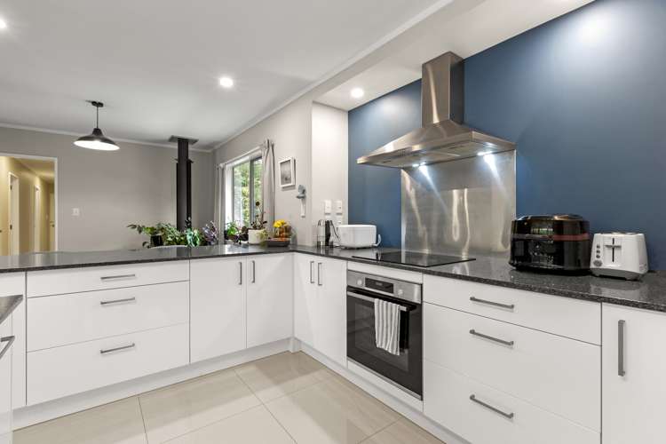 102 Waitetuna Valley Road Raglan_19