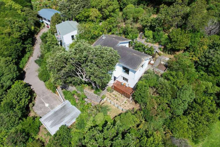 22 Liffey Crescent Island Bay_17